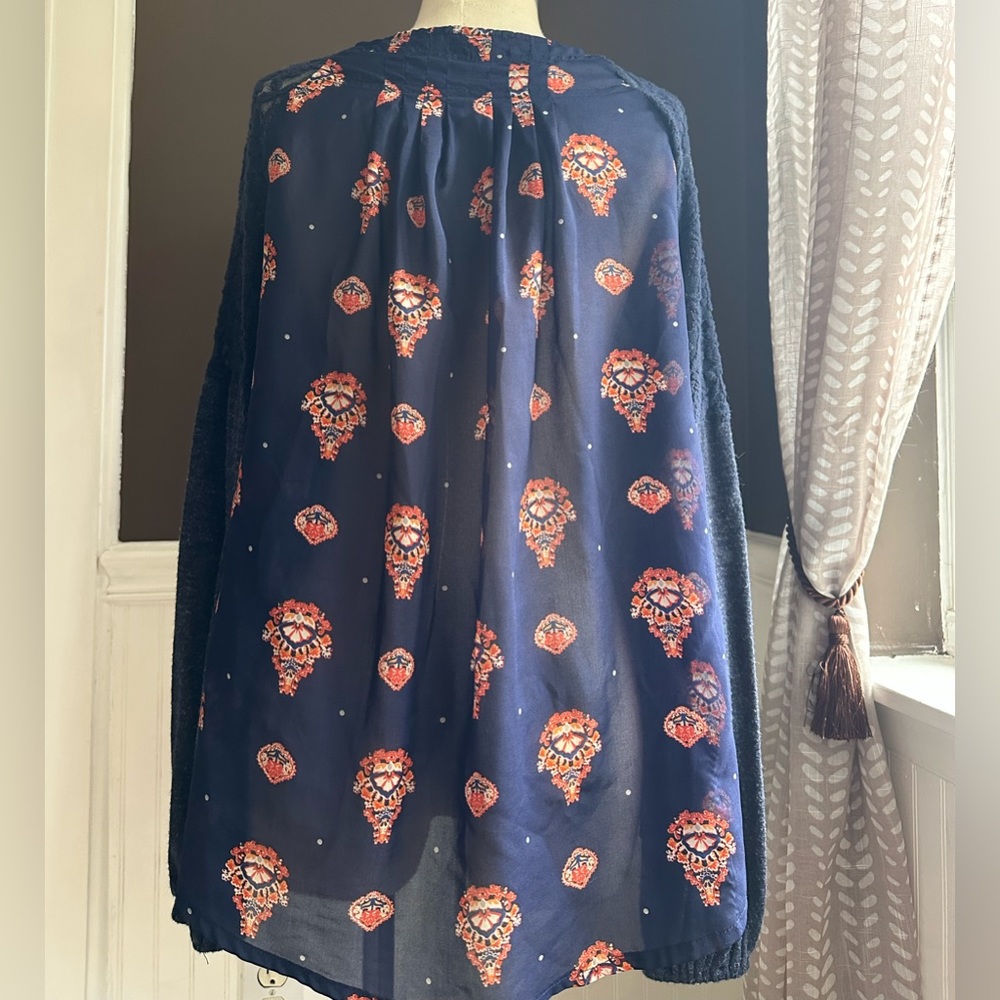 Patterned blouse - Picture 4 of 4